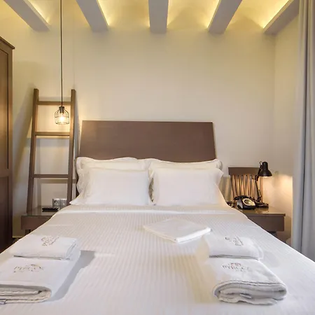 Pyrgos Boutique & 2*
