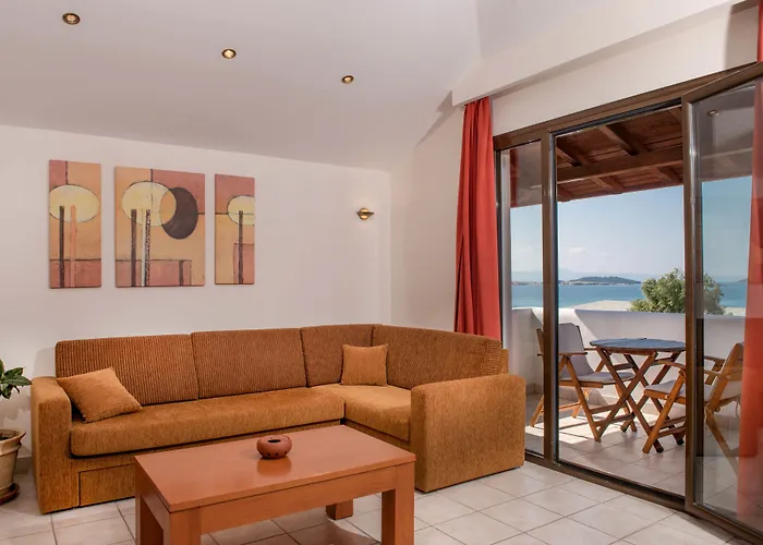 Pyrgos Boutique & Hotel